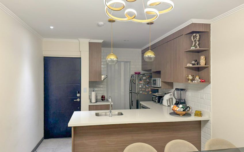 Apartamento de 2 habit. con terraza en Sabana Norte