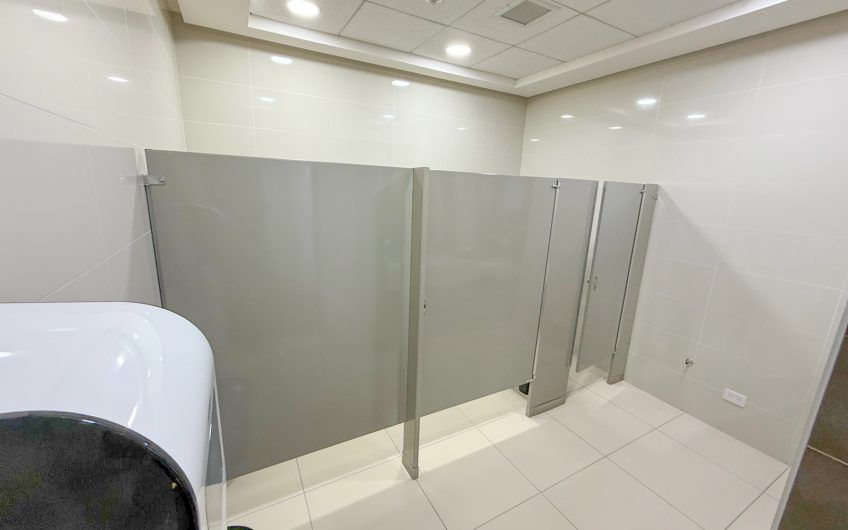 Oficina de 585 m2 en Oficentro Torre Cordillera Rohrmoser Pavas