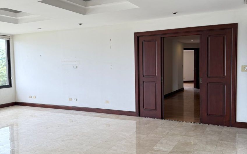 Lujoso apartamento con vista x La Paco San Rafael Escazú