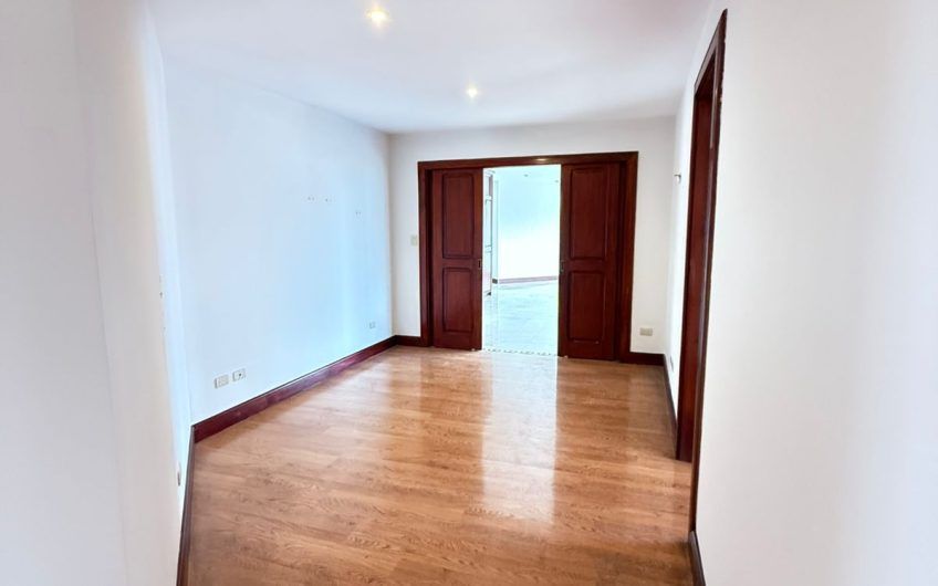 Lujoso apartamento con vista x La Paco San Rafael Escazú