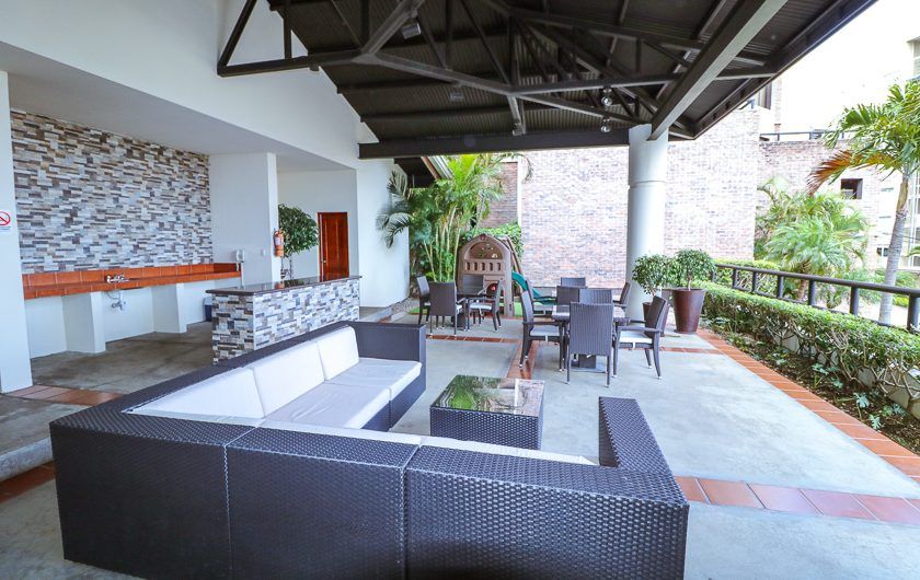 Lujoso apartamento con vista x La Paco San Rafael Escazú