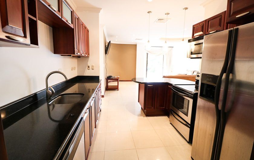 Riverside San Rafael Escazú! Apartamento con vista y línea blanca