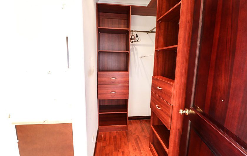 Riverside San Rafael Escazú! Apartamento con vista y línea blanca