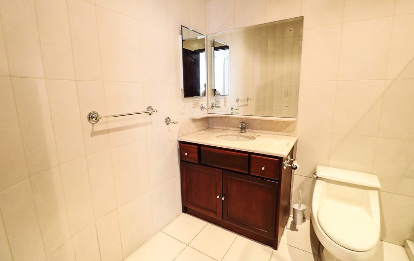 Riverside San Rafael Escazú! Apartamento con vista y línea blanca