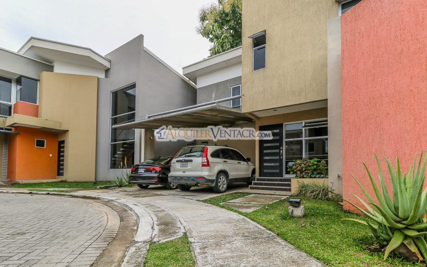 Condo contemporáneo amueblado con jardín en Santa Ana Pozos