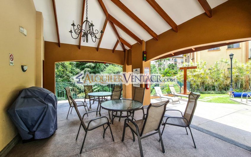 Apartamento en 1er nivel en San Rafael Escazú