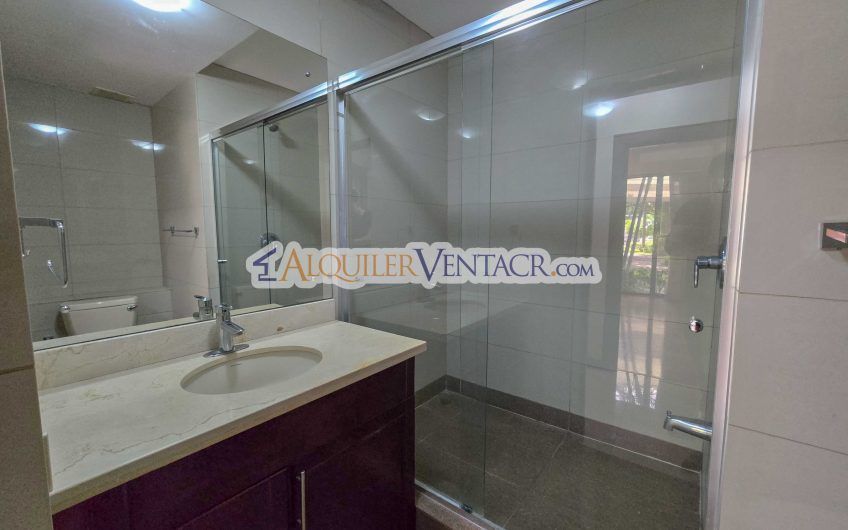 Apartamento de 220 m2 con vista en Bello Horizonte Escazú