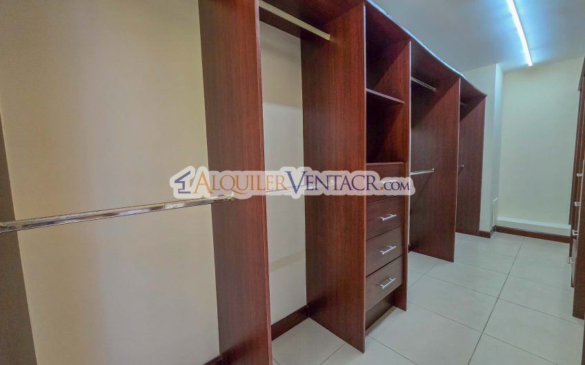 Apartamento de 220 m2 con vista en Bello Horizonte Escazú