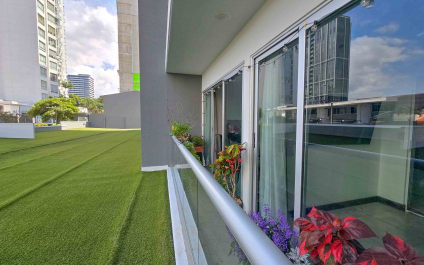 Torre U Nunciatura! Apartamento con balcón