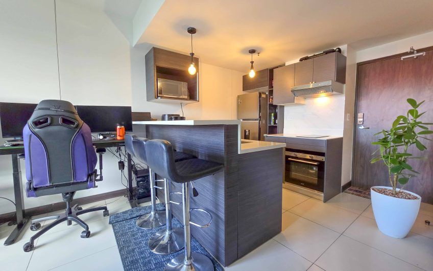 Torre U Nunciatura! Apartamento con balcón