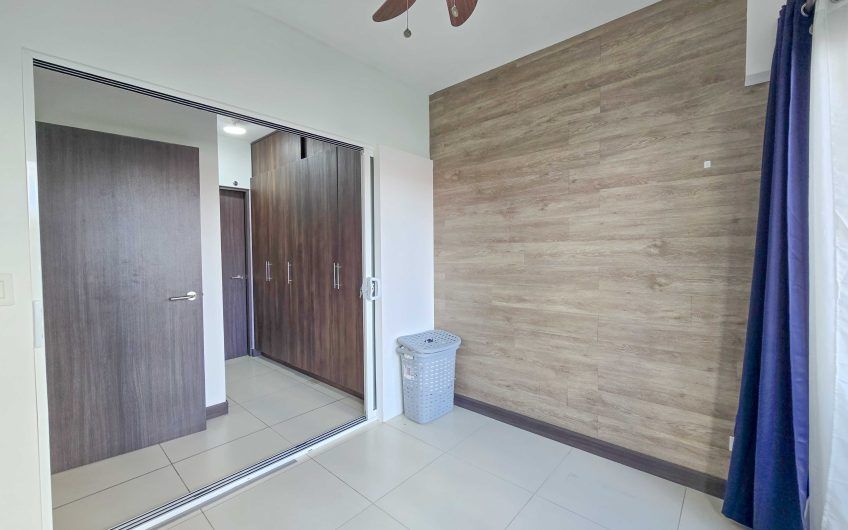 Torre U Nunciatura! Apartamento con balcón