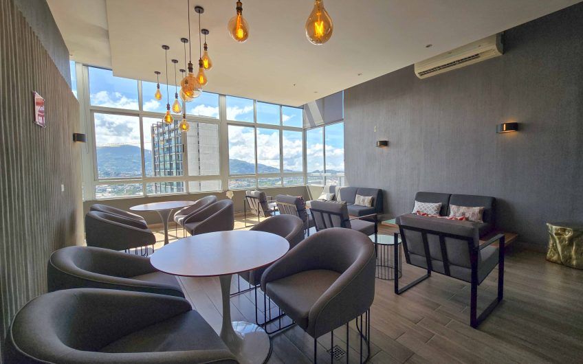 Torre U Nunciatura! Apartamento con balcón