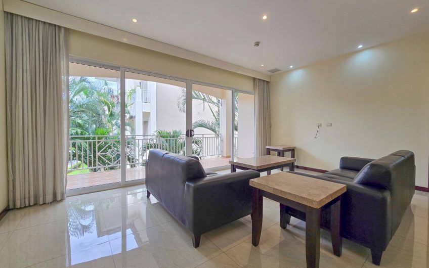 Apartamento con línea blanca y terraza en San Rafael Escazú x Country Club