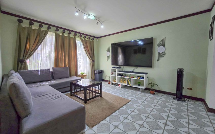 Condominio de 3 habit. en Guachipelín Escazú