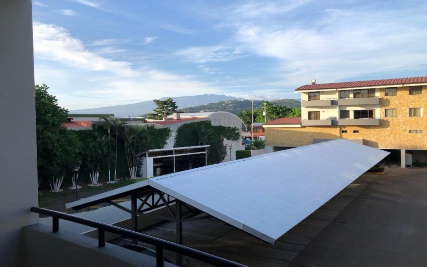 Avalon Santa Ana Centro! Apartamento amueblado con balcón