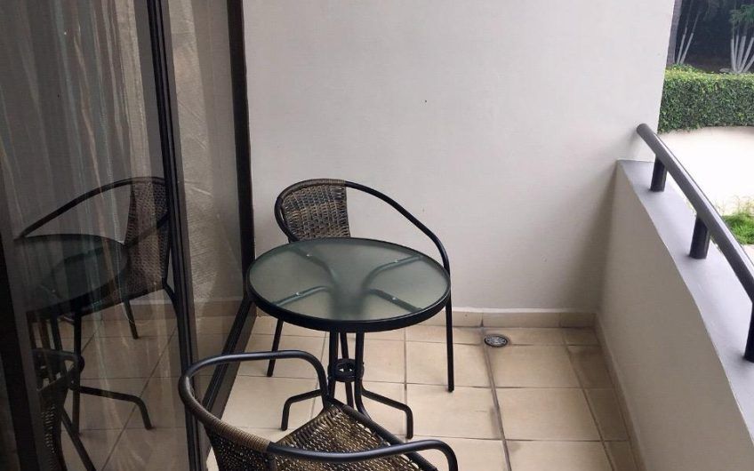 Avalon Santa Ana Centro! Apartamento amueblado con balcón