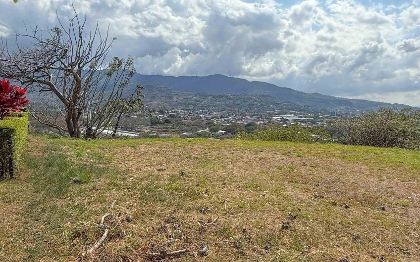 Lote de 800 m2 con full vistas x Santa Ana Country Club