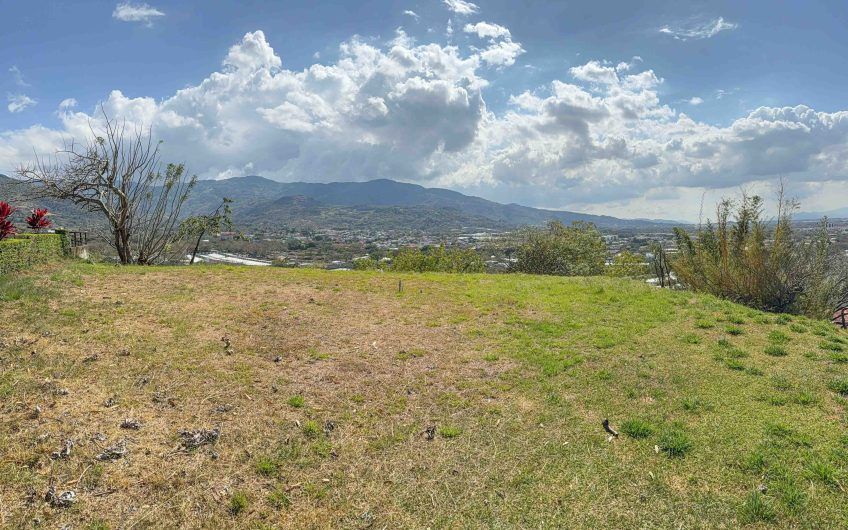 Lote de 800 m2 con full vistas x Santa Ana Country Club