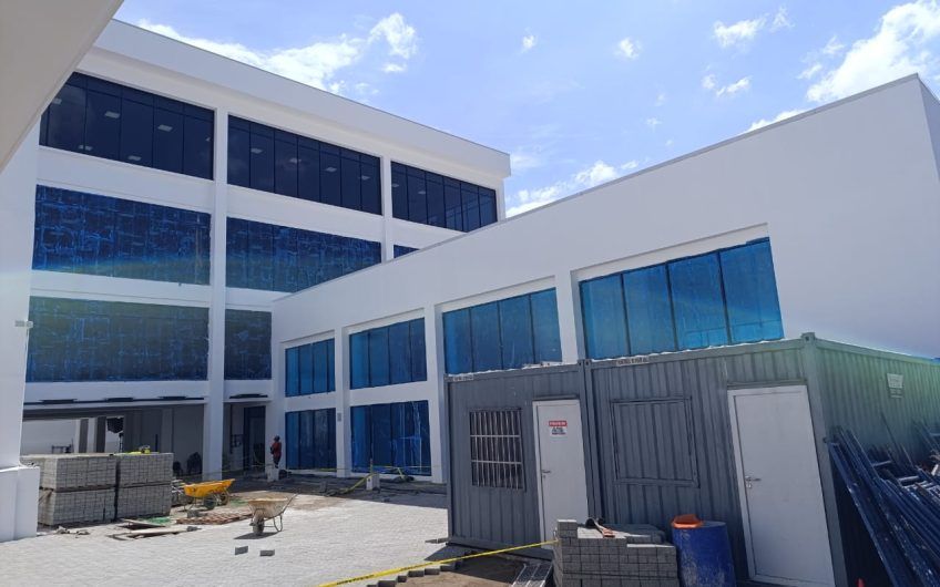 Edificio de 1.575 m2 para comercio u oficinas en San Rafael Escazú