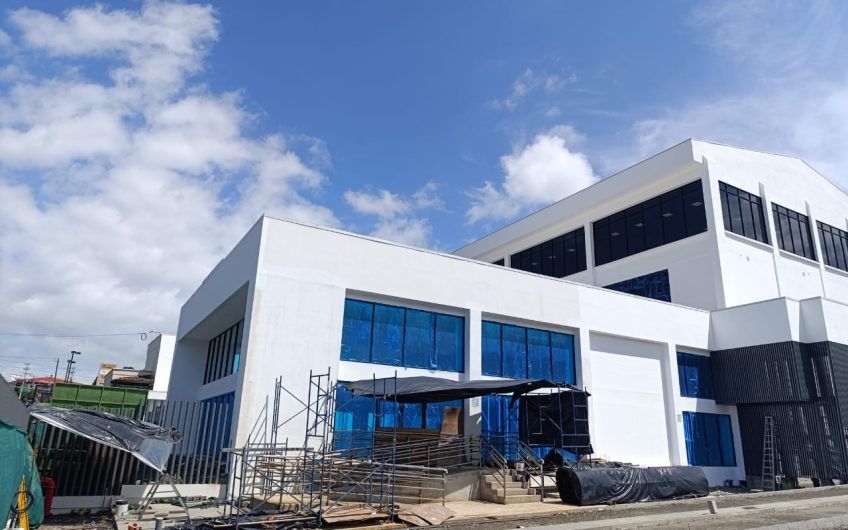 Edificio de 1.575 m2 para comercio u oficinas en San Rafael Escazú