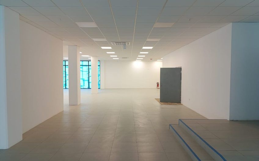 Edificio de 1.575 m2 para comercio u oficinas en San Rafael Escazú