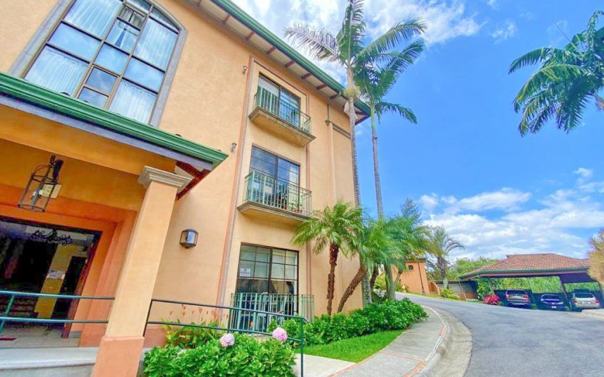 Apartamento en 1er nivel en San Rafael Escazú