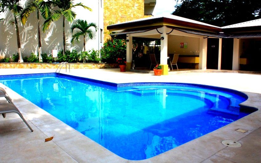 Avalon Santa Ana Centro! Apartamento amueblado con balcón