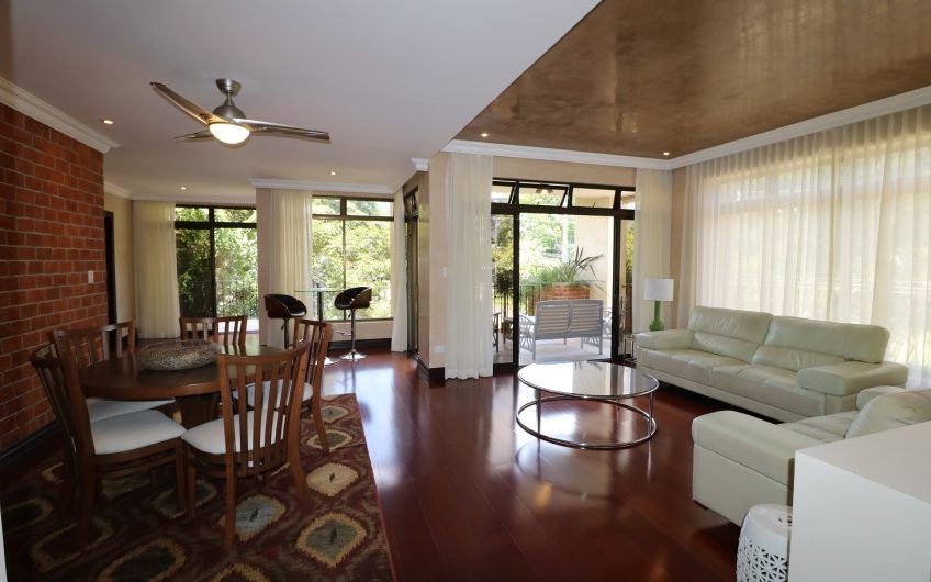 Apartamento de 3 habit. con vista x Country Club San Rafael Escazú