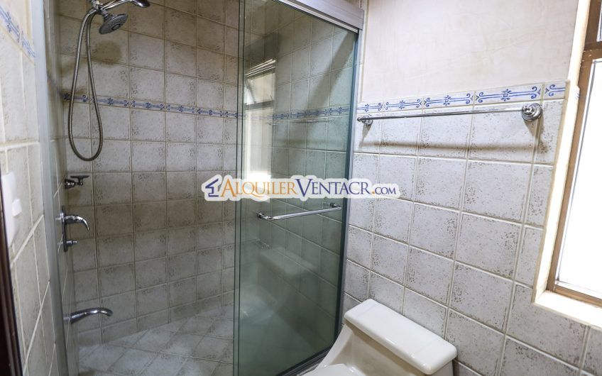 Apartamento de 3 habit. con vista x Country Club San Rafael Escazú