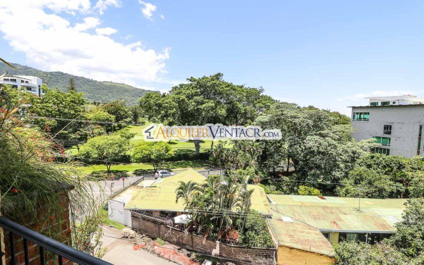 Penthouse amueblado de 302 m2 con vista x Country Club San Rafael Escazú