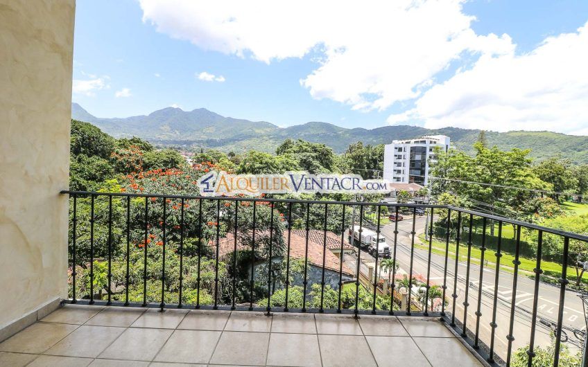 Penthouse amueblado de 302 m2 con vista x Country Club San Rafael Escazú
