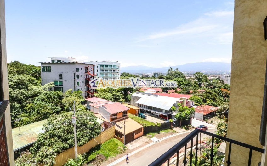 Penthouse amueblado de 302 m2 con vista x Country Club San Rafael Escazú