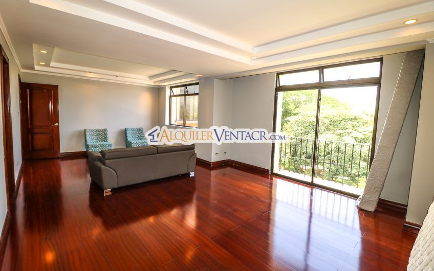 Penthouse amueblado de 302 m2 con vista x Country Club San Rafael Escazú