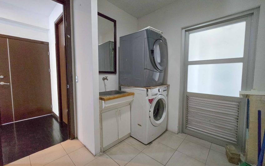 Apartamento en 1er nivel con terraza grande en Bello Horizonte Escazú