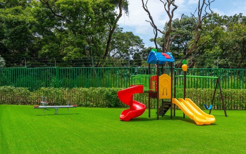 Para estrenar! Condo con jardín y línea blanca en Santa Ana Urbano