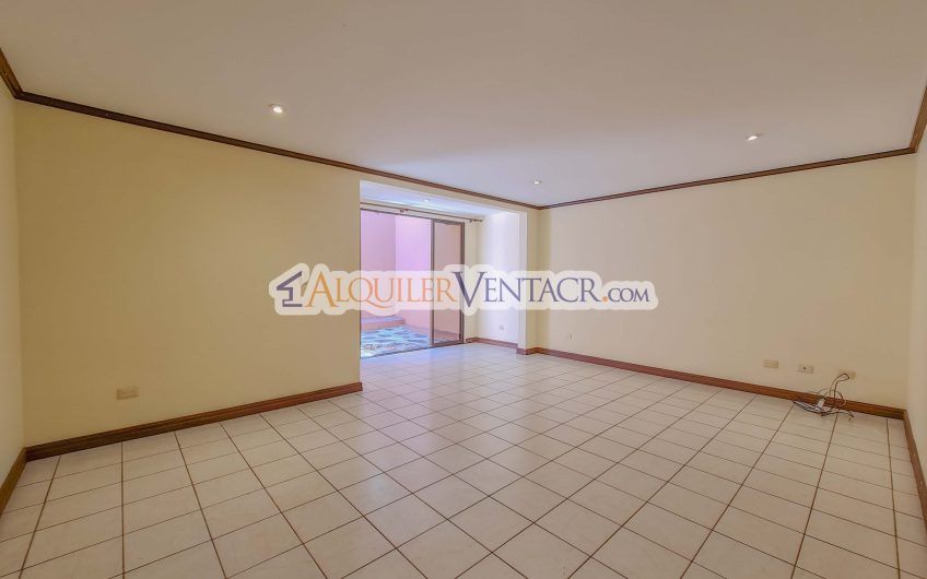 Condo de 3 habit.+ sala tv en San Antonio de Escazú