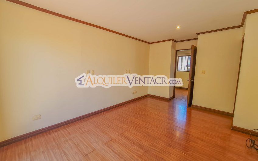 Condo de 3 habit.+ sala tv en San Antonio de Escazú