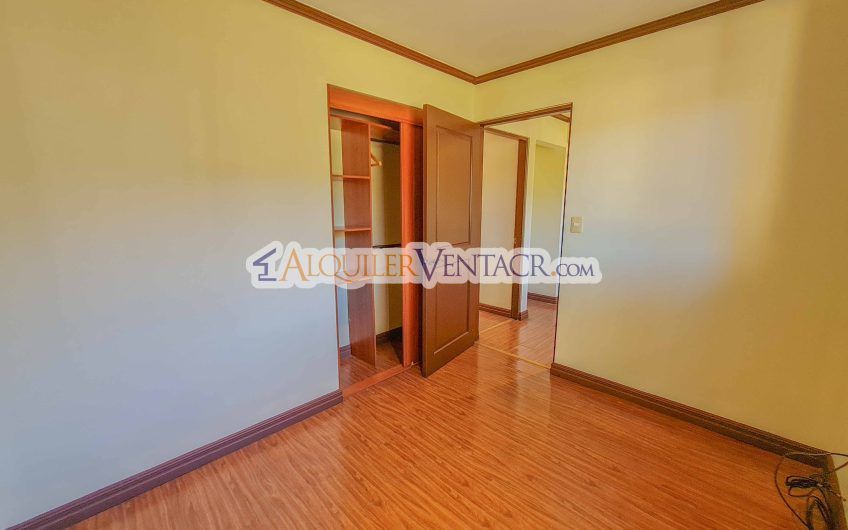 Condo de 3 habit.+ sala tv en San Antonio de Escazú