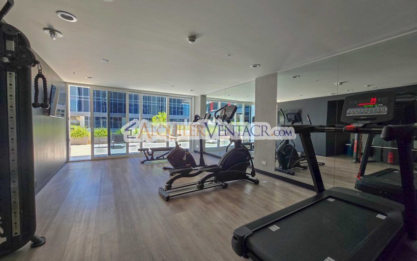 Avenida Escazú! Apartamento con línea blanca y balcón