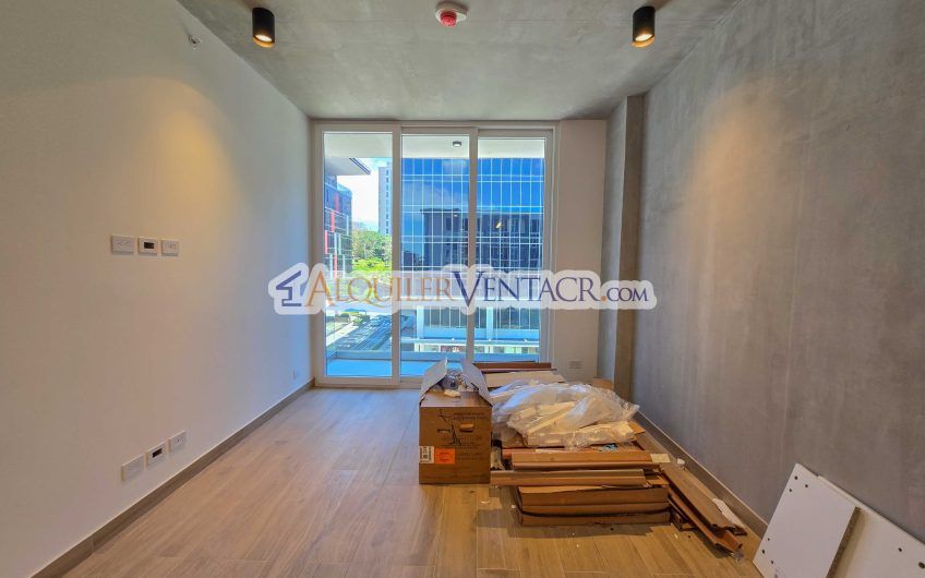 Avenida Escazú! Apartamento con línea blanca y balcón