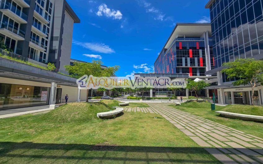 Avenida Escazú! Apartamento con línea blanca y balcón