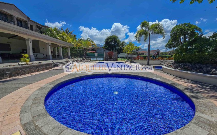 Vía Nova Santa Ana Pozos! Penthouse con vista