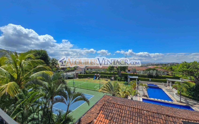 Vía Nova Santa Ana Pozos! Penthouse con vista