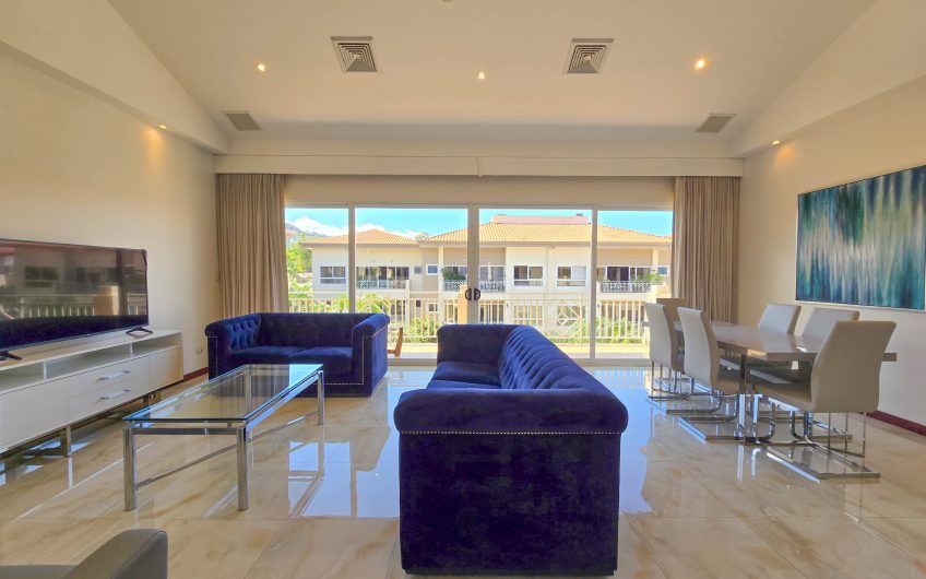 Apartamento amueblado de 3 habit. con terraza en San Rafael Escazú