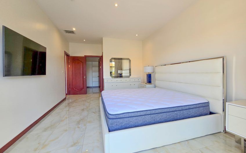 Apartamento amueblado de 3 habit. con terraza en San Rafael Escazú