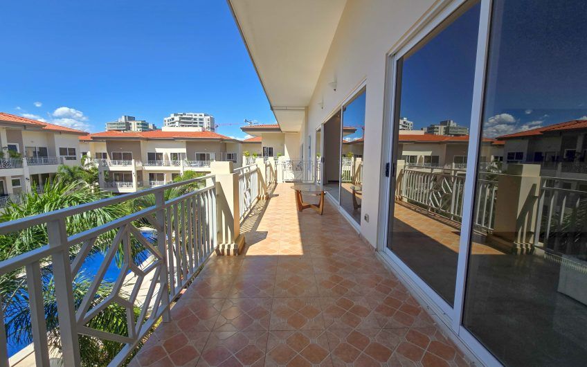 Apartamento amueblado de 3 habit. con terraza en San Rafael Escazú