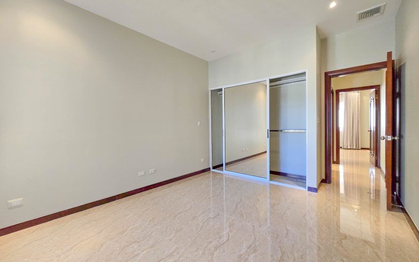 Apartamento de 3 habit. con terraza en San Rafael Escazú