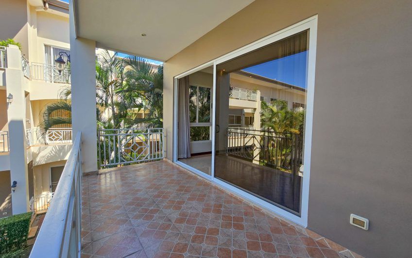 Apartamento de 3 habit. con terraza en San Rafael Escazú