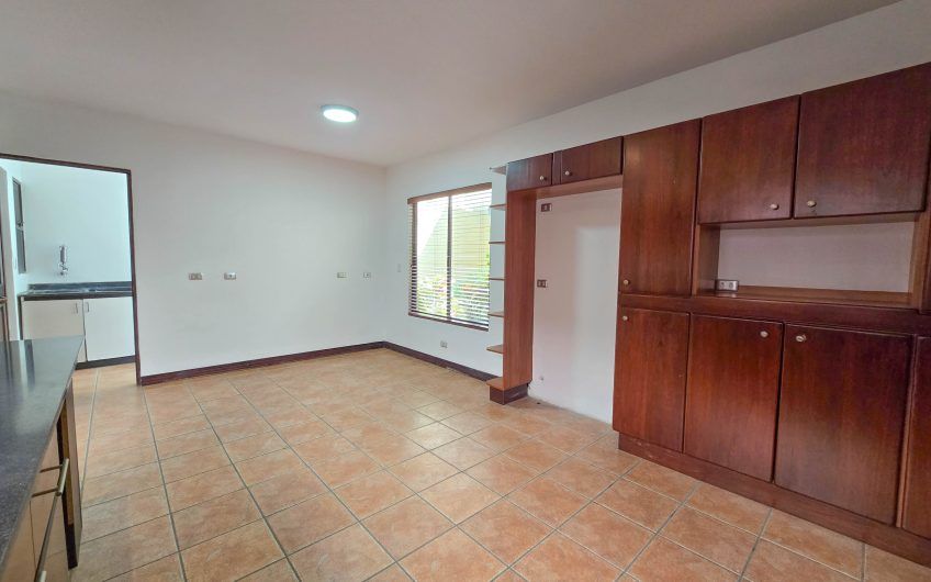 Condo de 240 m2 de 3 habit. y con terrazas en Santa Ana Centro