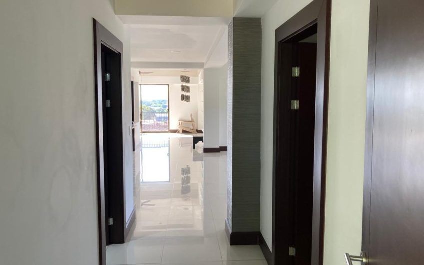 Vía Nova Santa Ana Pozos! Penthouse con vista